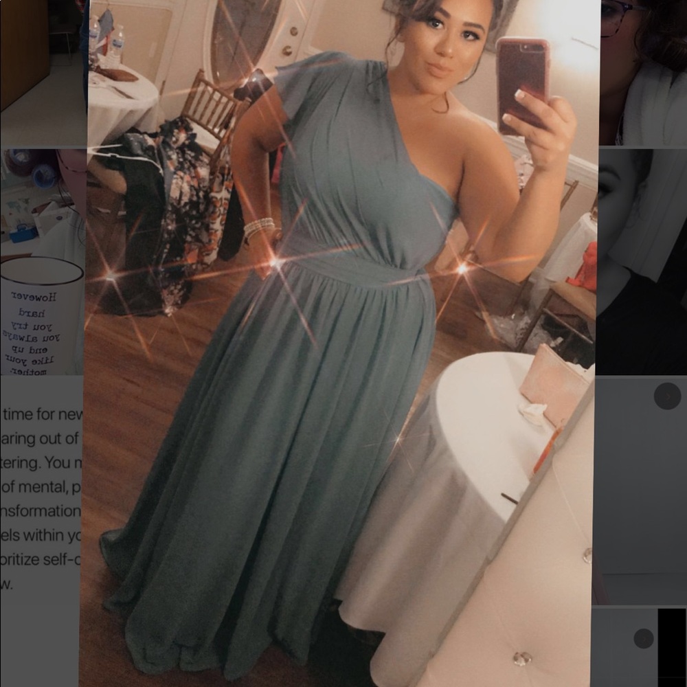 Beautiful bridesmaid gown WORN ONCE